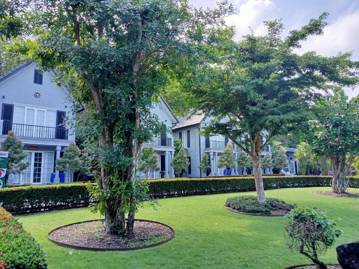 Crown View Beach Resort Koh Chang Ngoại thất bức ảnh